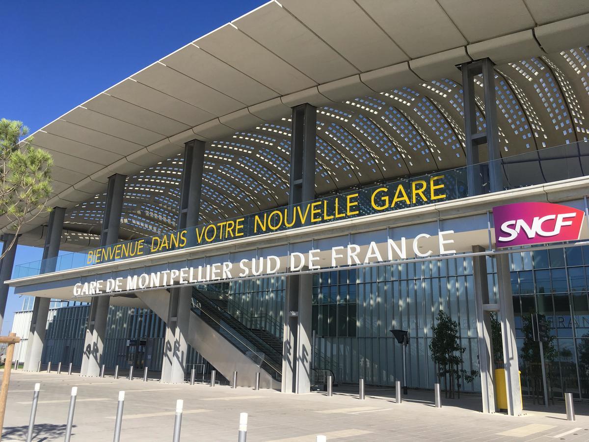 Kyriad Montpellier Aeroport - Gare Sud De France Mauguio Exterior photo